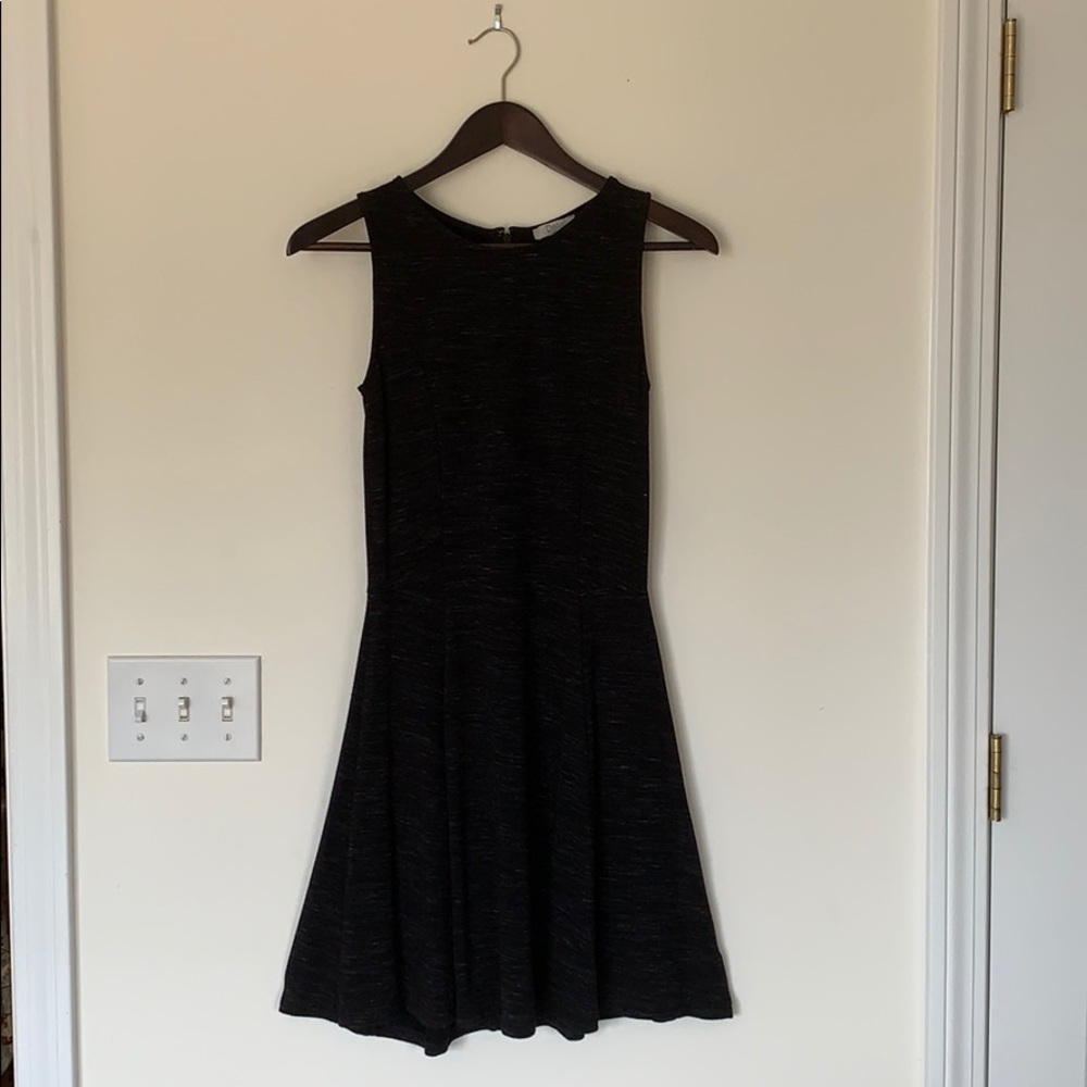 Black and White Sleeveless Fit and Flare Dress